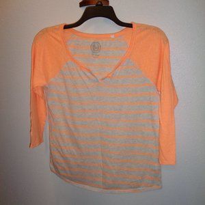 So 3/4 Sleeve Tee Size XL